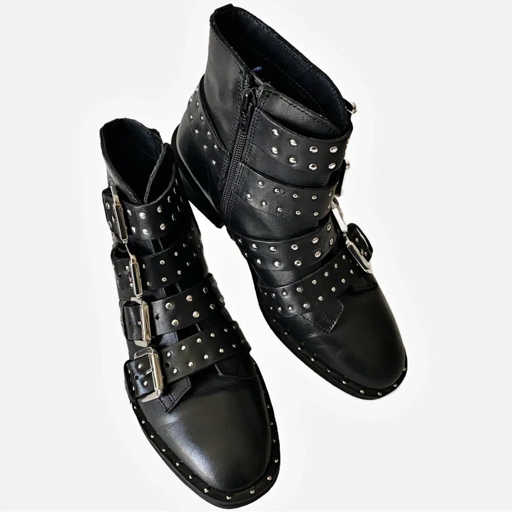Topshop Size 5 1/2 Biker Moto Boot Amelia Leather With Studs - Picture 4 of 9